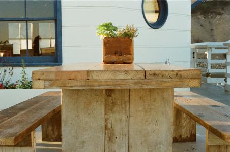 木材，野餐桌，板凳，码头，马利布，植物，窗口