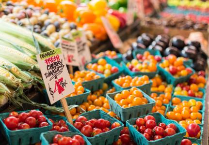 樱桃，西红柿，水果，玉米，市场，出售，签署，价格，橙色，食品，篮子，出售，有机，新鲜