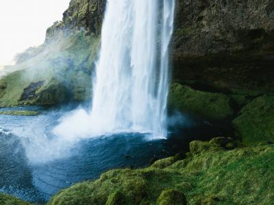 瀑布，飞溅，薄雾，绿色，草，悬崖，岩石，山，自然，户外