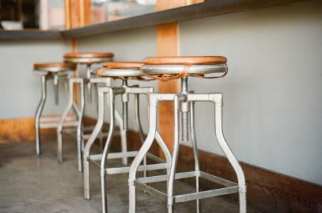 凳子，不锈钢，靠垫，餐厅，桌子，酒吧