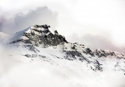 山，悬崖，岩石，雪，寒冷，冬季，云，多云，性质