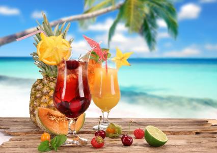 鸡尾酒，浆果，水果，菠萝，甜瓜