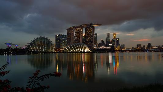新加坡，滨海湾金沙，新加坡，夜晚，天空，云，建筑，摩天大楼，灯光，城市