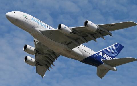飞机，空中，空中客车A380，在飞行中