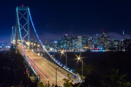 海湾大桥，旧金山，加州，旧金山湾，旧金山，加利福尼亚州，旧金山湾，桥，夜晚的城市，湾