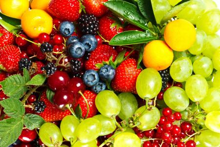 水果，浆果，草莓，葡萄，桔子，黑莓，蓝莓，红醋栗，樱桃