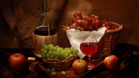 葡萄酒，玻璃，葡萄​​在篮子里