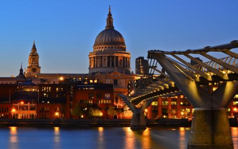 千年桥，泰晤士河，英格兰，暮光之城，圣保罗大教堂