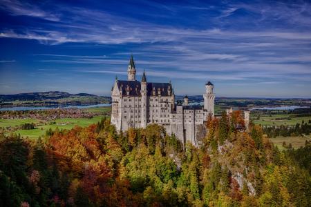 新天鹅堡，德国巴伐利亚，新天鹅堡，巴伐利亚，德国，岩石，森林，秋季，城堡，景观