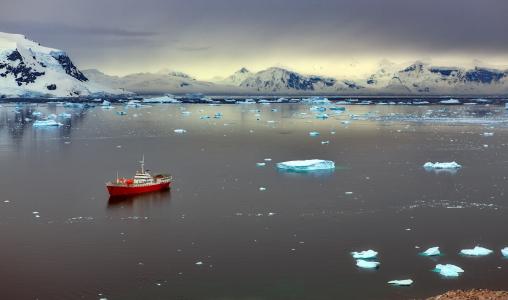 南极冰，马达船，红色，美丽，严重