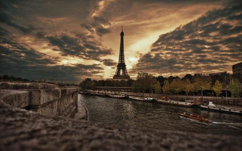 艾菲尔铁塔，巴黎，河
