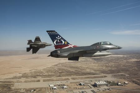 战斗猎鹰，雷电II，F-16，战机，F-35