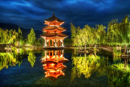 丽江，中国，中国，公园，宝塔，池塘，树木，倒影