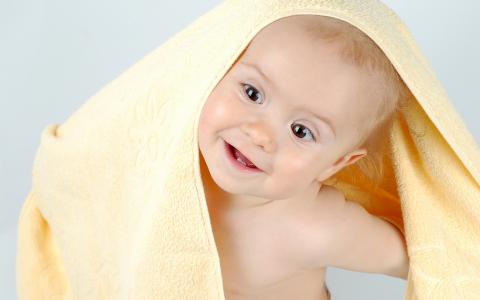 橙色毛巾，婴儿