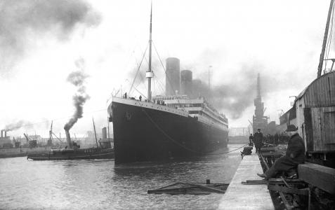 船，泰坦尼克号，泰坦尼克号，码头，岸，人，黑色和白色