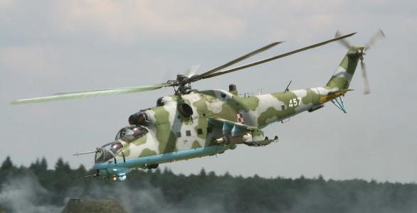 MI 24，直升机，运输和作战，飞行