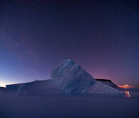 冰山下充满了星星,格陵兰高清壁纸的黑色天空