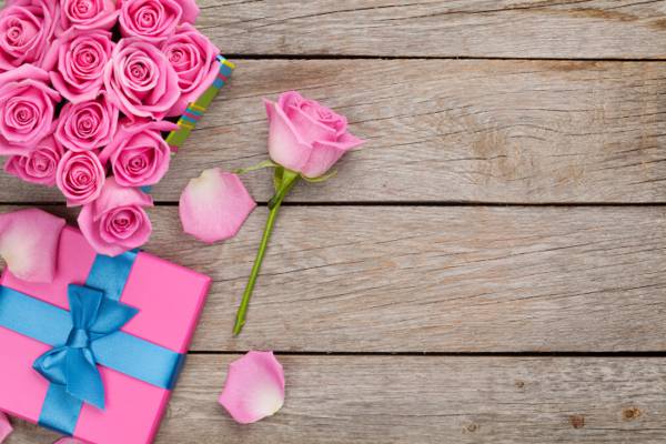 壁纸情人节那天,爱,玫瑰,甜,粉红色,浪漫,礼物,玫瑰,花瓣