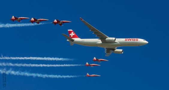 客运飞机, 喷气式战斗机, flugshow, 瑞士航空公司, 瑞士巡逻, 飞越