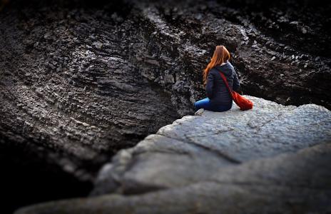 女孩, 坐在边缘, 只有, 孤独, 姜, 自然, 岩石
