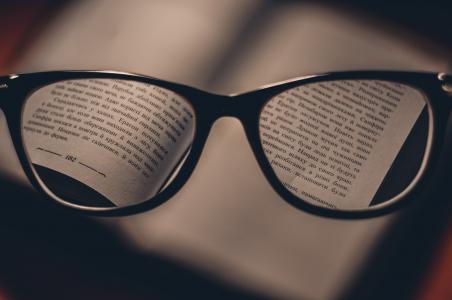 眼镜, 老花镜, 眼镜, 眼睛磨损, 阅读, 阅读, 书