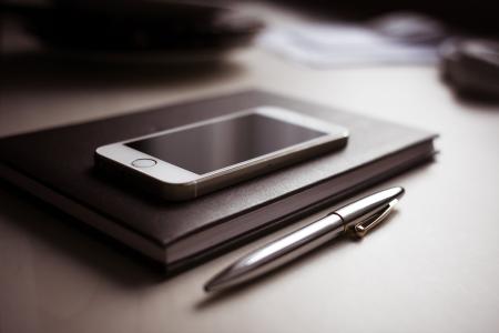 苹果, 办公桌, iphone, iphone 5s, 移动电话, 笔记本, 钢笔