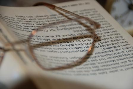 清晰度, 眼镜, 书, 单词, 阅读, 研究