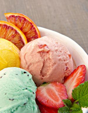 圣代冰淇淋, 冰激淋, 水果冰激淋, 薄荷, 草莓, 血橙, 生物