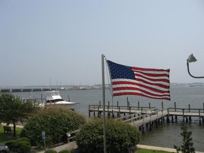 国旗, 码头, 小船