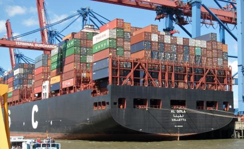 集装箱船, 货物贸易, 集装箱装卸