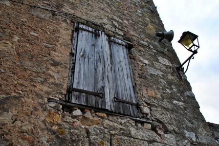 窗口, 老房子, 石头, 立面, 街上的路灯, 石房子, 墙上