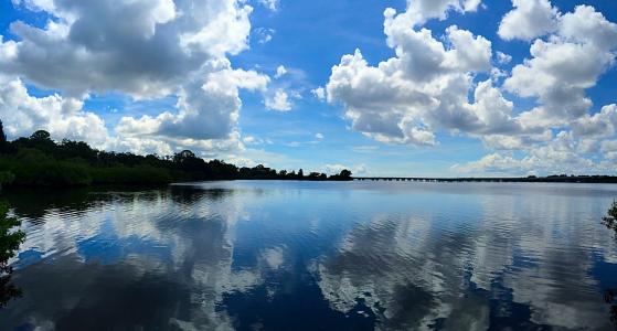 奥德马尔, 佛罗里达州, 水的倒影, 云彩, 天空