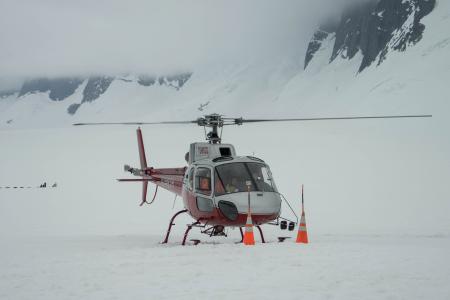 直升机, 阿拉斯加, 门登霍尔冰川