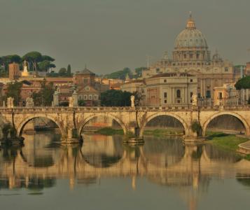 圣伯多禄大殿, 访问, 理解, 感兴趣的地方, 桥梁, 河, 罗马