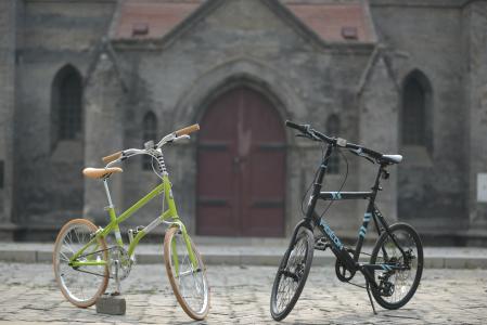 教会, 自行车, 情侣模型, 复古渡轮