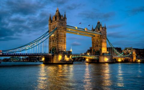 伦敦塔桥在黄昏全高清壁纸和背景图像