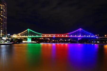 故事桥布里斯班澳大利亚在彩虹颜色4k超高清壁纸和背景图像