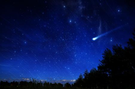 彗星在星空中