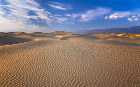 死亡谷的沙子的涟漪