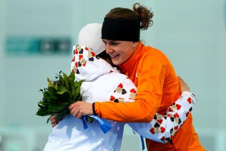 艾琳·韦斯特（Irene West）是一名荷兰滑冰选手，在索契拥有一枚金牌和两枚银牌