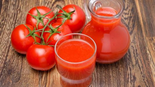 番茄和西红柿汁