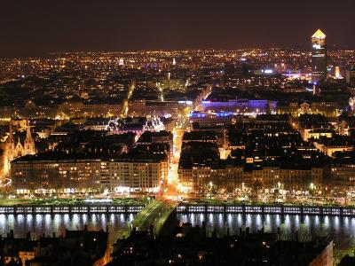 在里昂，法国的夜景