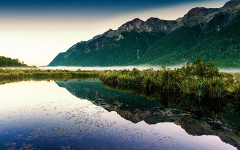 镜湖，新西兰