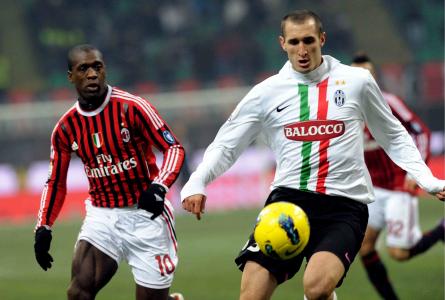 尤文图斯乔杰 - 基耶里尼（Juventus Giorgio Chiellini）在赛事中心的最佳球员