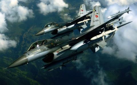 土耳其空军F-16的战斗环节