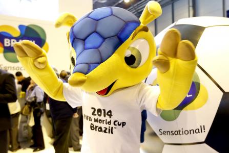 2014年巴西世界杯吉祥物欢迎球迷