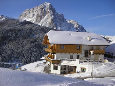 酒店在意大利塞尔瓦滑雪胜地