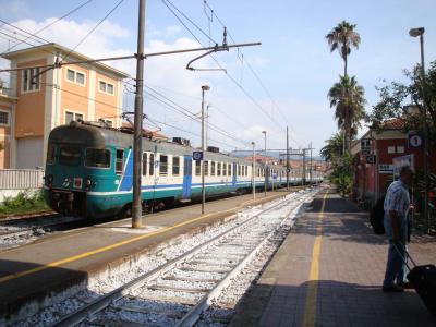 火车站在意大利迪亚诺马里诺的度假胜地