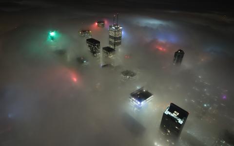 有雾的多伦多